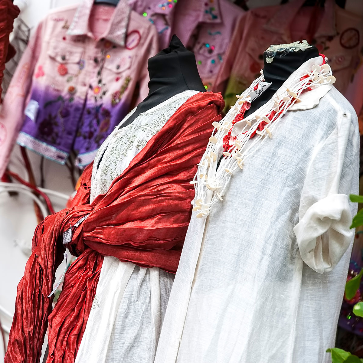 Lo stile iconico tra vicoli e atelier di Positano